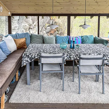 Vakantiehuis 4 Bedroom Stunning In Melandsjo *